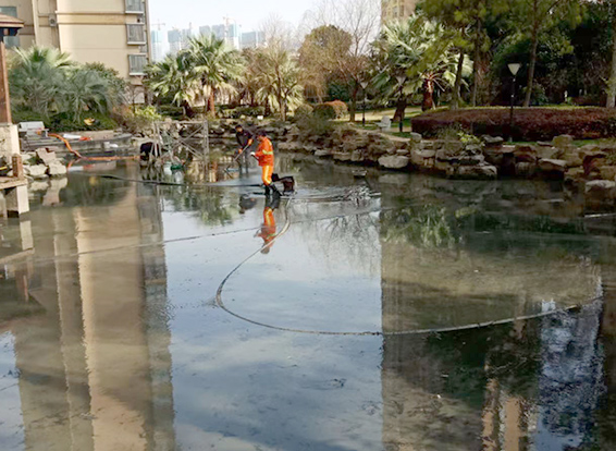 丽江景观池淤泥清理